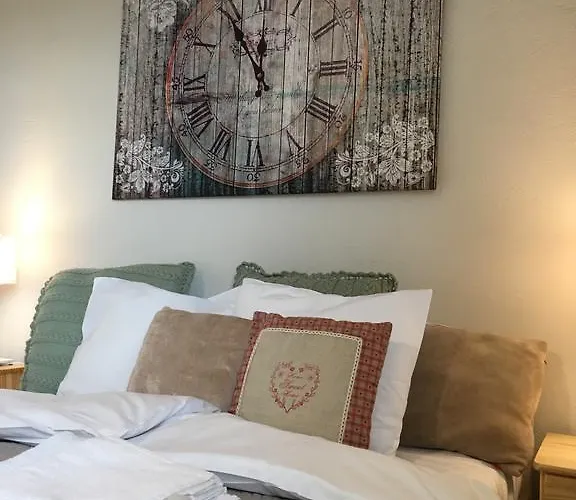 Biala Paprotka * ポラニツァ・ズドゥルイ